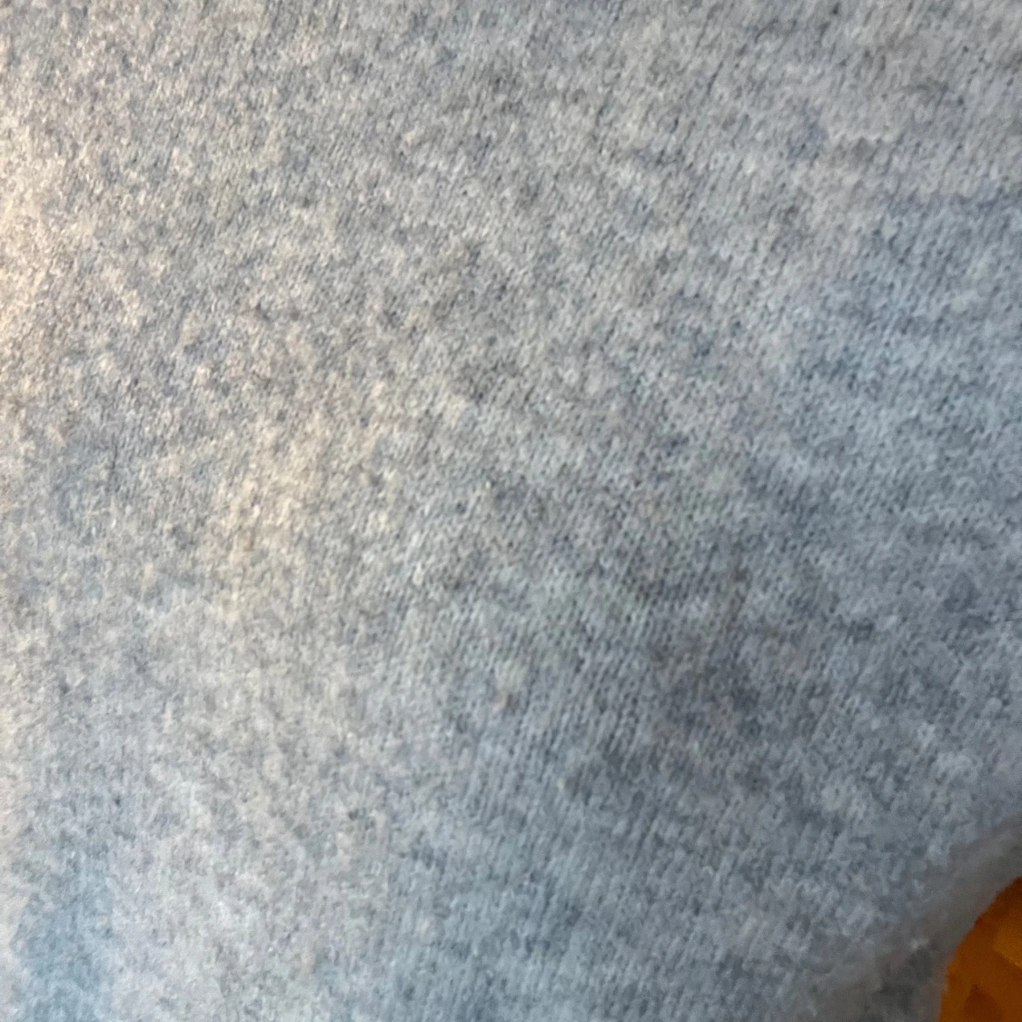 Grå stickad tröja - 91