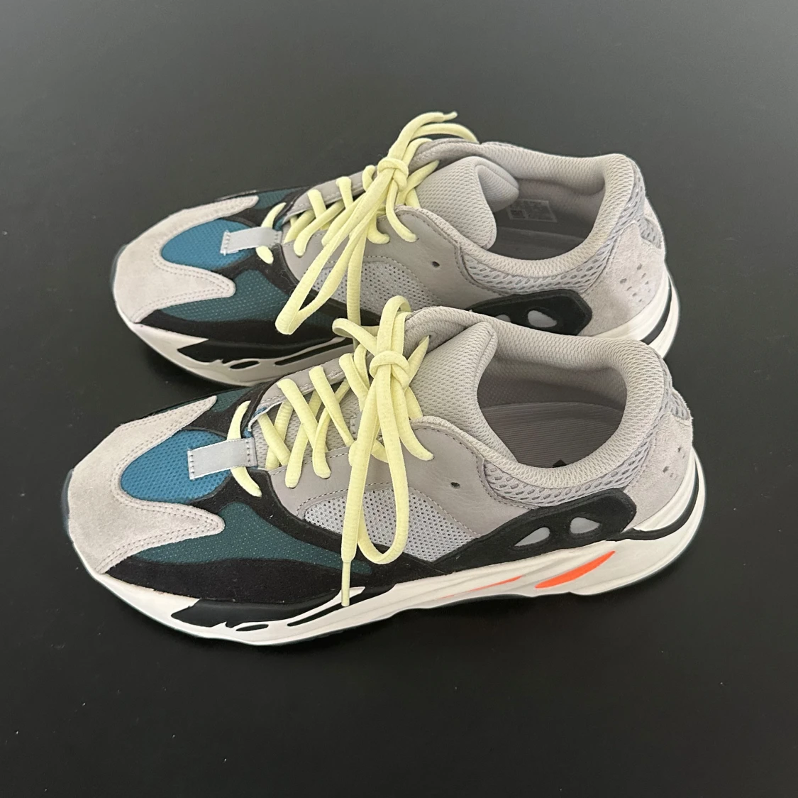 Adidas Yeezy 700 Wave Runner - 90