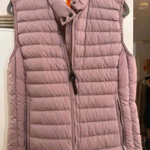 Lila dunväst från Parajumpers - Köpt i johnells