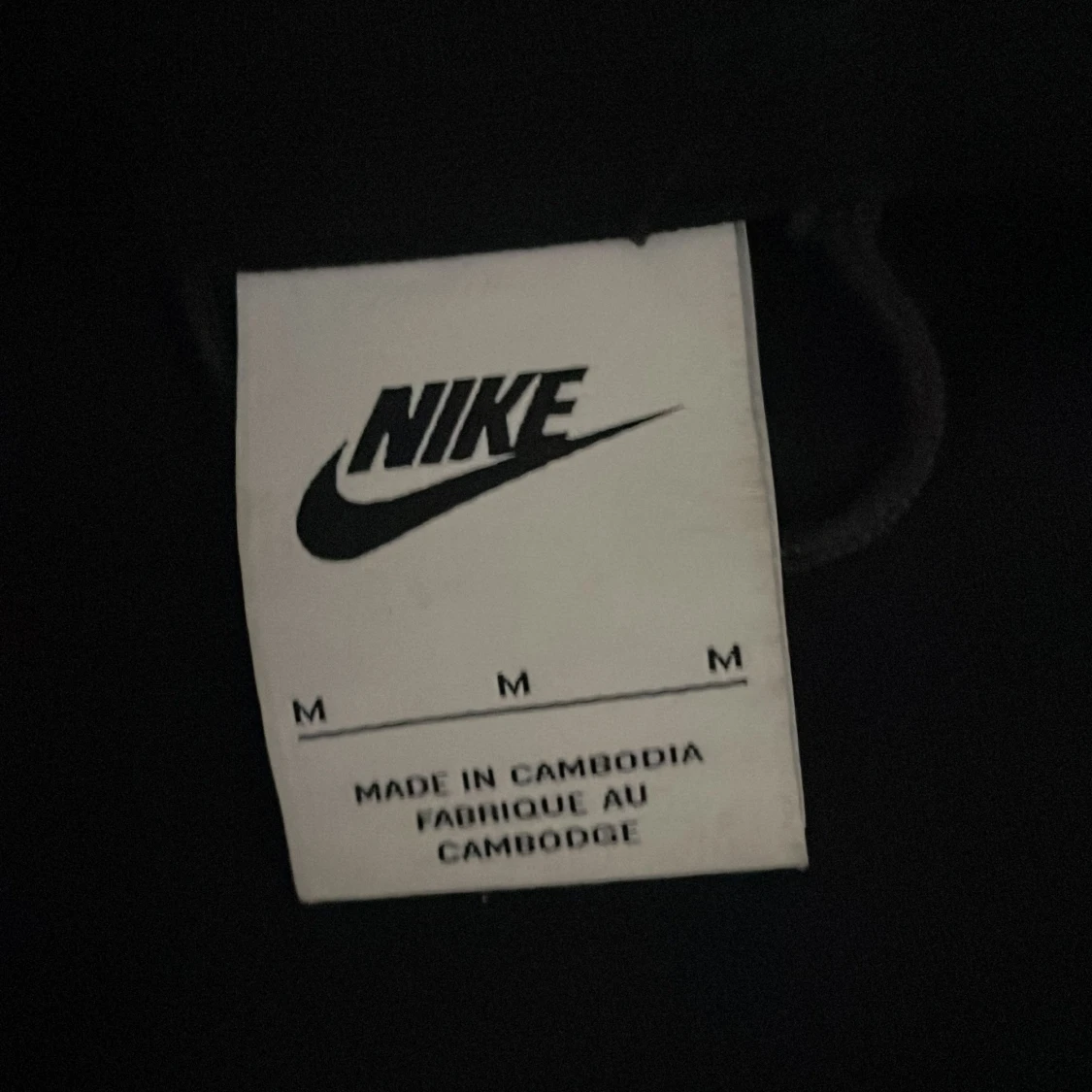 Grå och svart huvtröja från Nike - 90