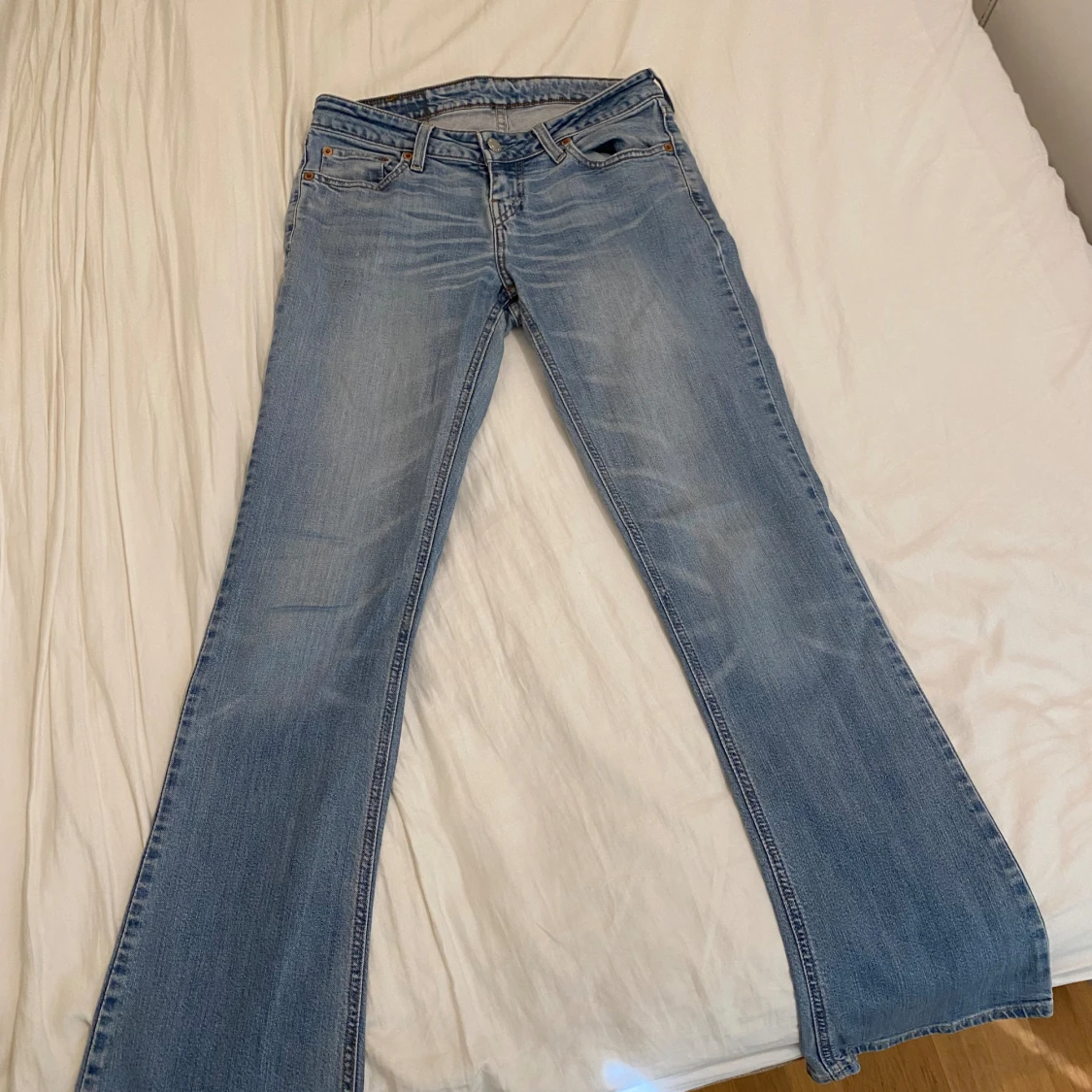 Lågmidjade levis jeans - 92