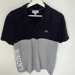Lacoste Pike - Säljer en lacost pike som aldrig är oanvänd. Kom pm för frågor!