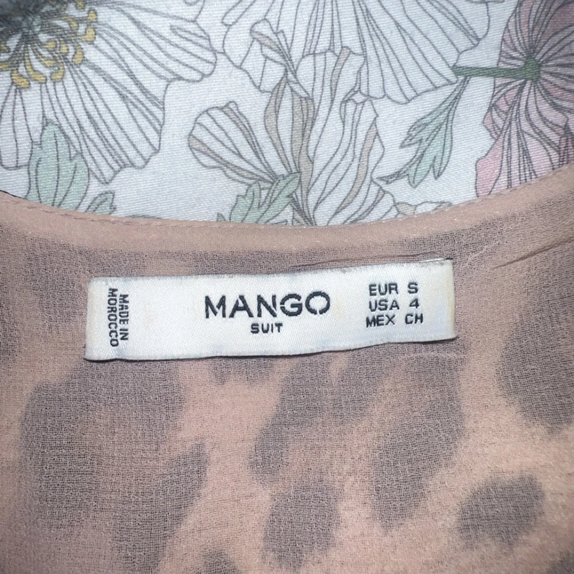Leopardmönstrad blus från Mango - 90
