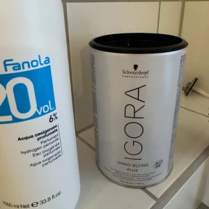 Blekning och väteperoxid  - Helt oanvända säljer tsm för 190kr