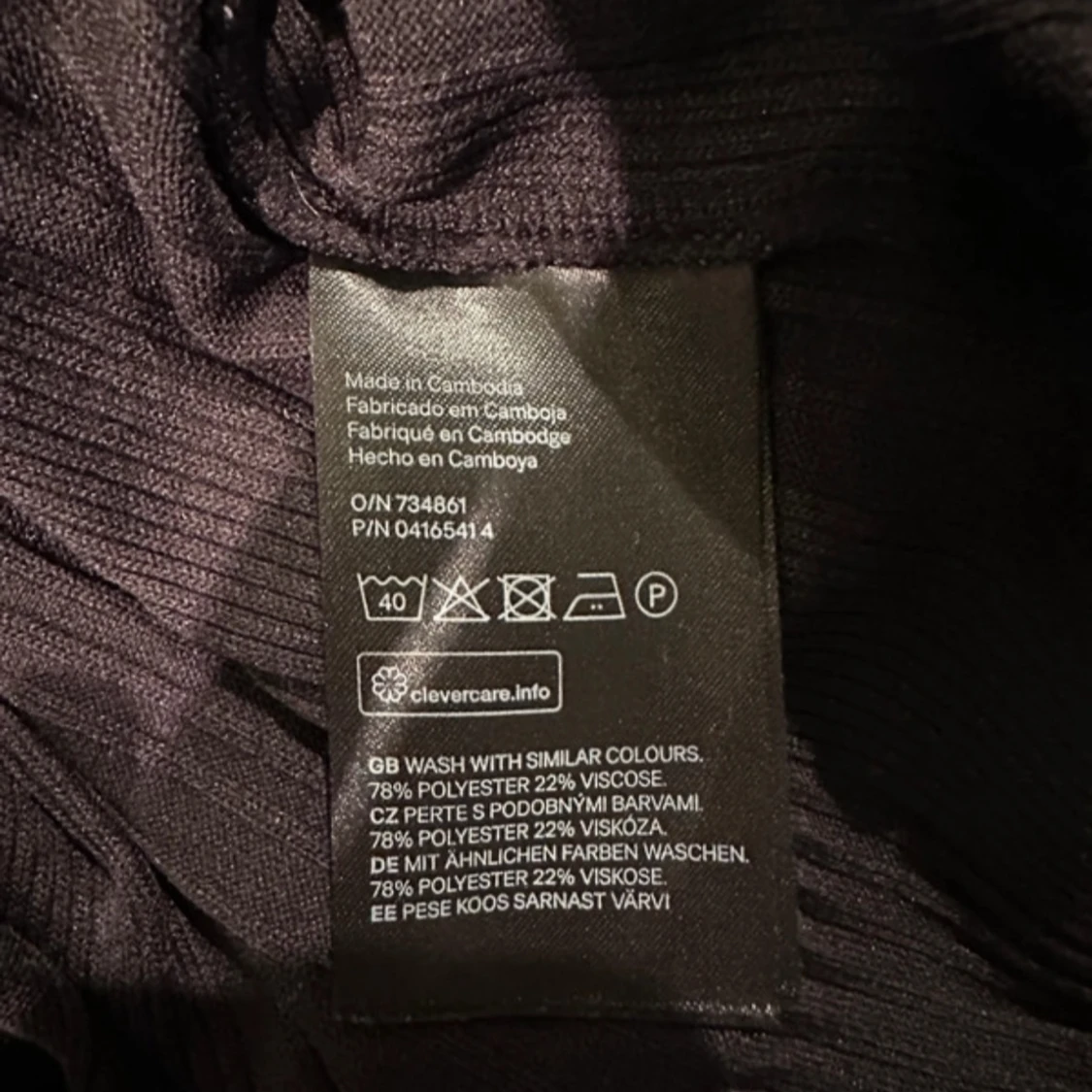 Svart ribbad topp från H&M Divided - 3