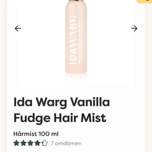 Ida Warg Hair Mist - Hårmist med doft av vaniljfudge från Ida Warg. Perfekt för att fräscha upp håret med en söt och krämig doft. Endast testat så den är som ny!💖💖