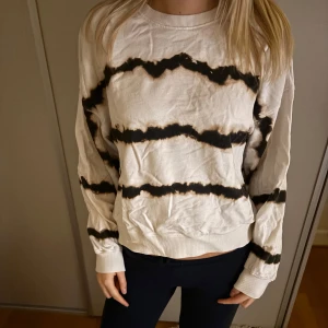 tie diy tröja - tie diy sweatshirt 