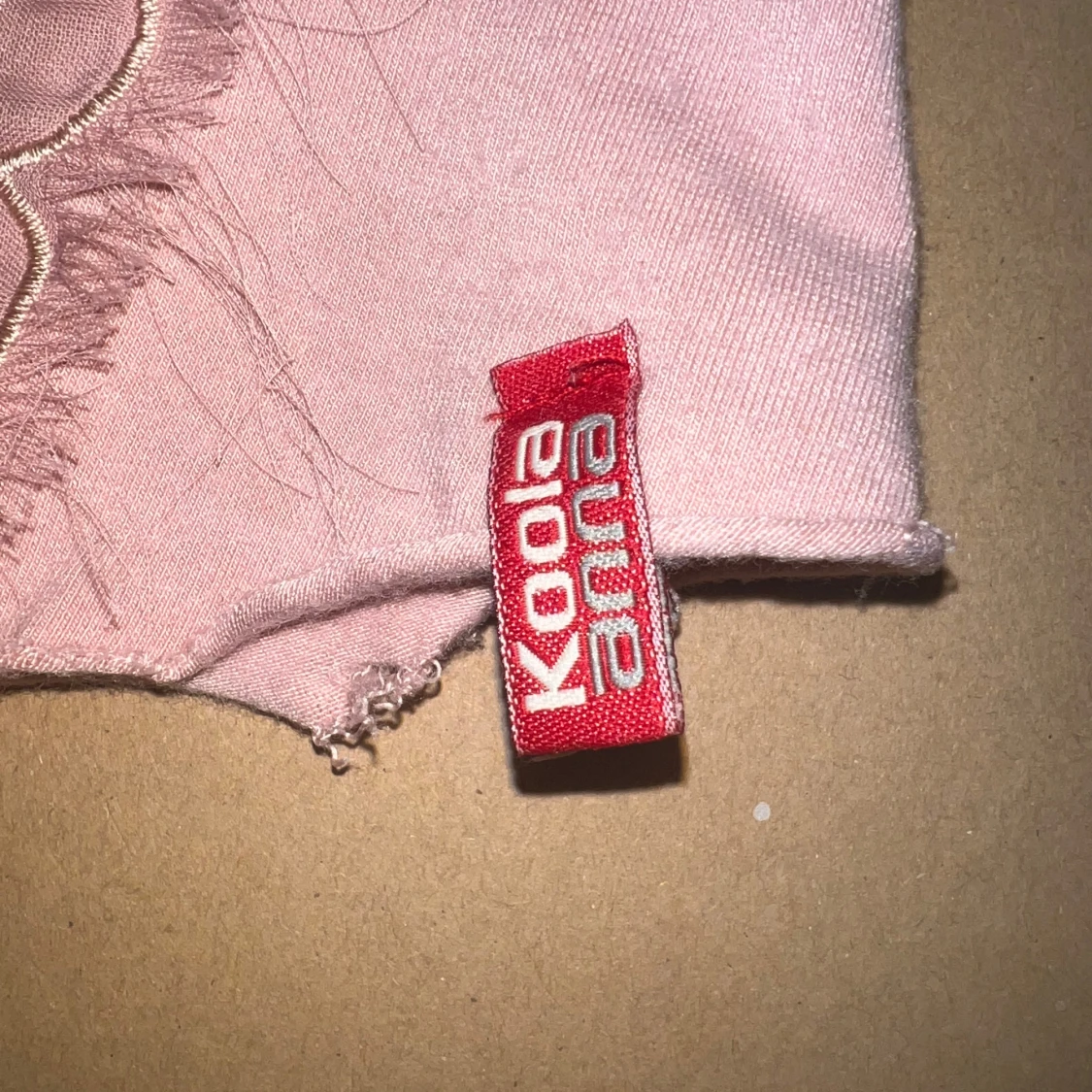 Lila linne med fjärilsdetaljer från Kookai - 93