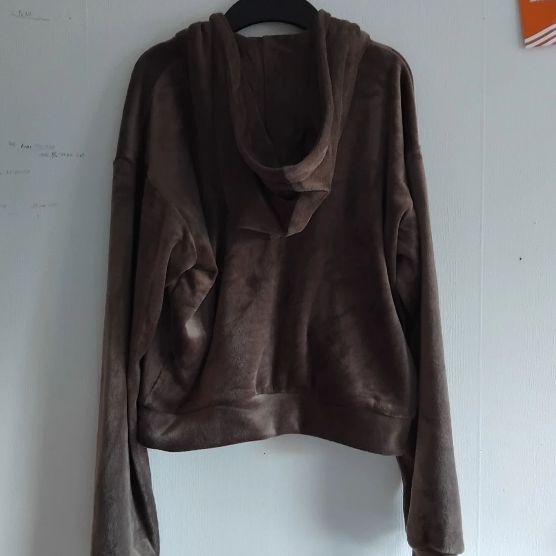 Brun hoodie från H&M - 1