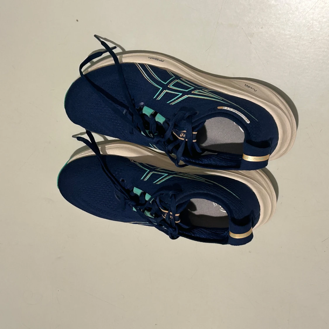 Asics löparskor Nimbus 26  - 90