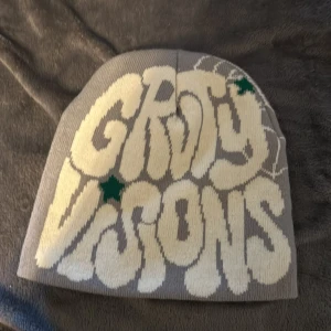 Groovy vissions beanie - Grey beanie  One size