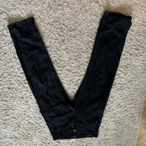 ASOS loose jeans - Storlek 32, ASOS loose jeans 