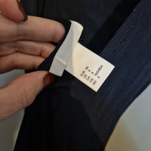 Bodycon klänning h&m - Bodycon klänning i fint skick från h&m