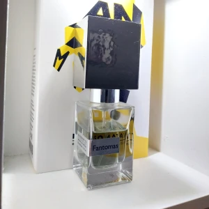 Nasomatto Fantomas - Säljer och/eller söker byten för min Nasomatto Fantomas! Ungefär 20/30ml kvar. Kommer med full presentation! Är intresserad av det mesta:) Kan byta med pengar emellan annars kostar den 999 SEK
