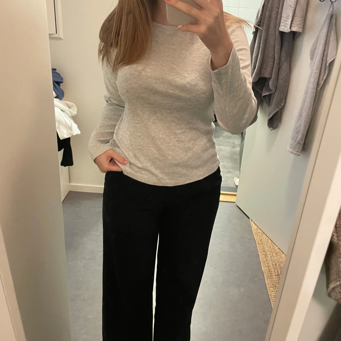 Grå långärmad topp - 90