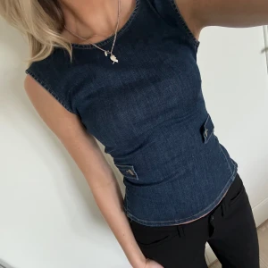Jeanstopp - Supersnygg topp i denim💕