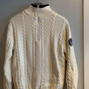 Tröja Albatross windstopper - Oanvänd med prislapp Varm och gosig tröja från Albatross köpt för 1450kr. Stl M  
