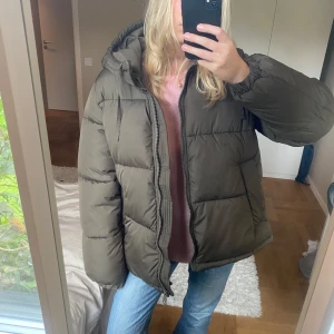 Jacka - Superfin jacka som är i nyskick!!