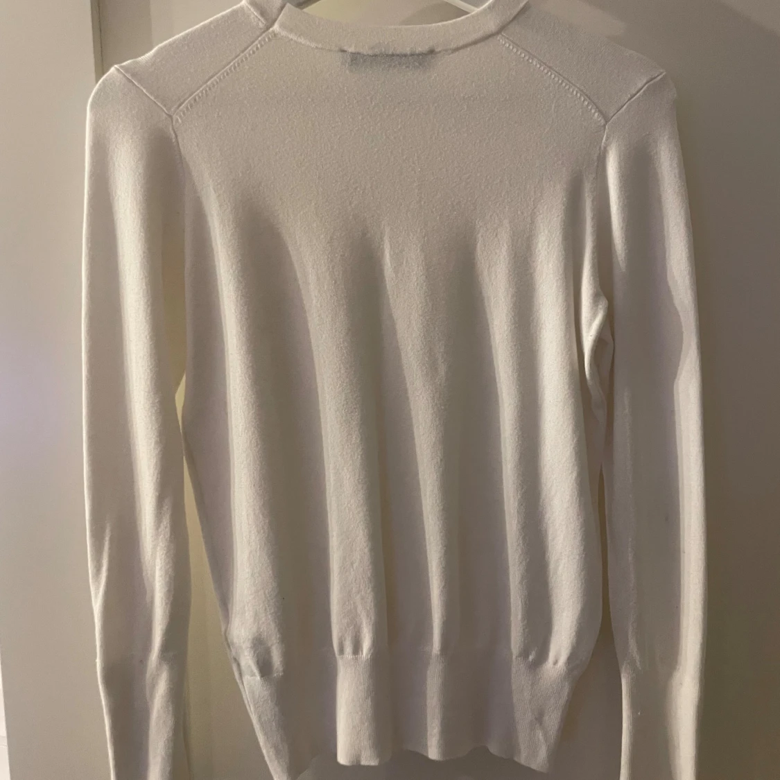 Vit stickad tröja - 90