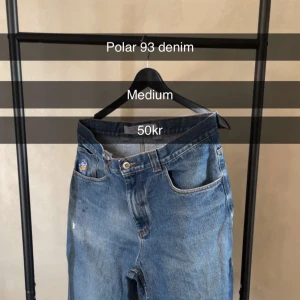 Polar 93 Denim - I använt skick, lite slitage och därför priset