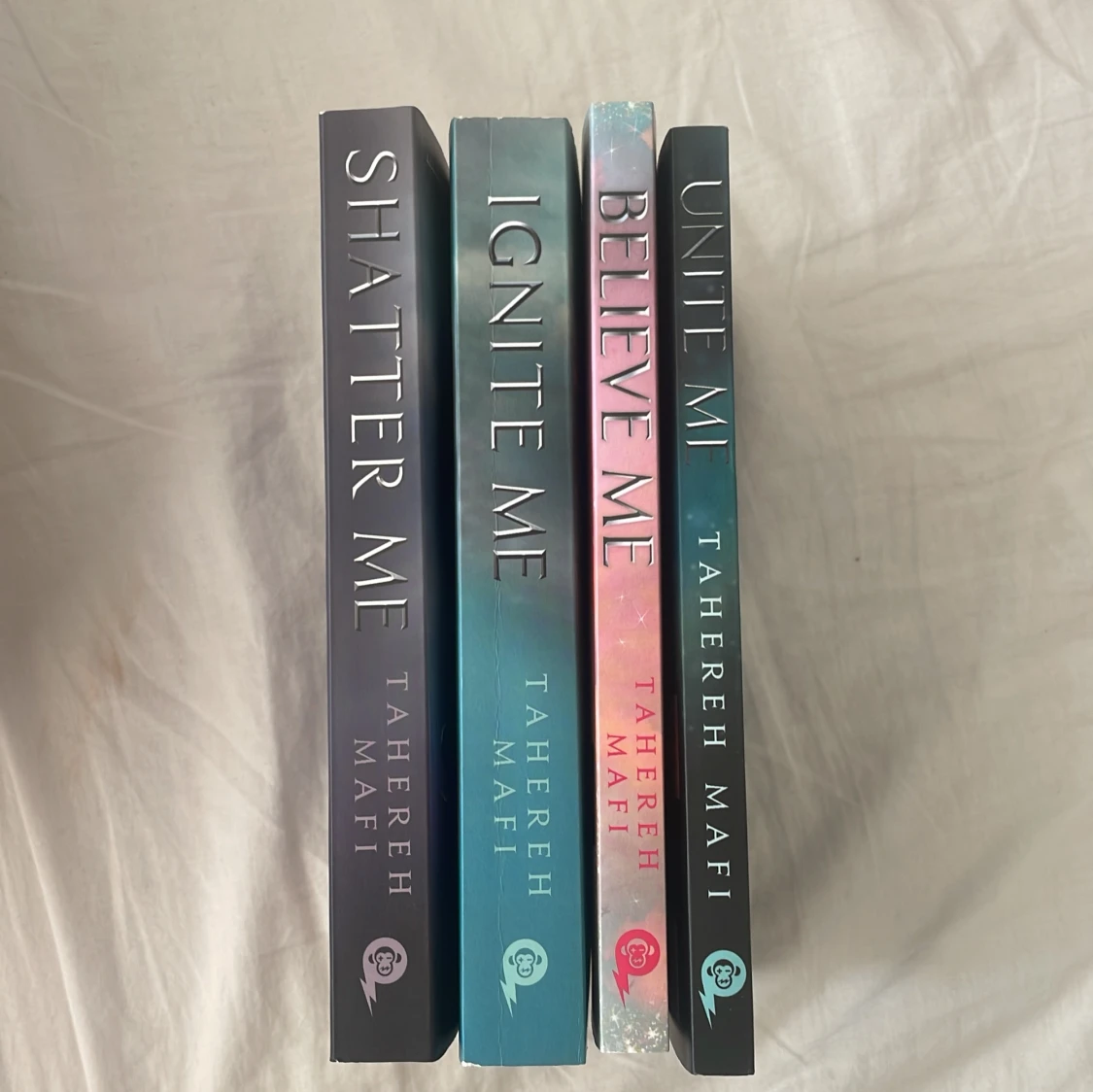 Shatter me serien - 90