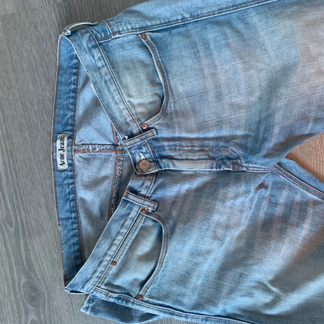 Ljusblå jeans från Acne Jeans - 90