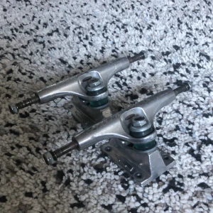 Thunder trucks - Thunder trucks 147 Passar för typ 8.00