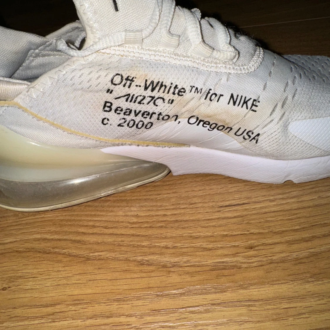 Off-white skor - 92