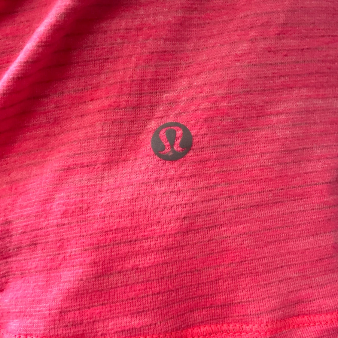 Lululemon träningslinne med inbyggd bh  - 91