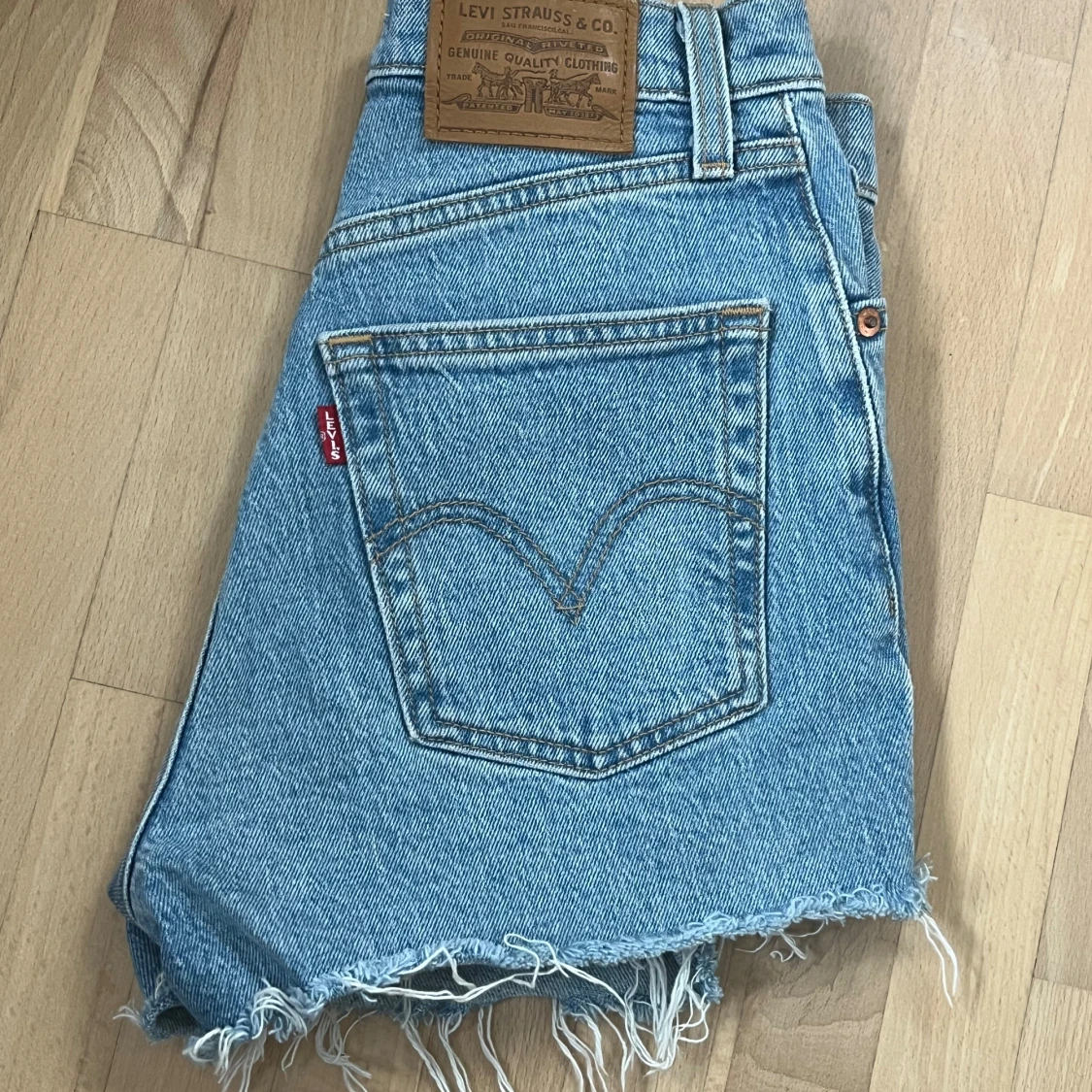 Levi’s shorts 