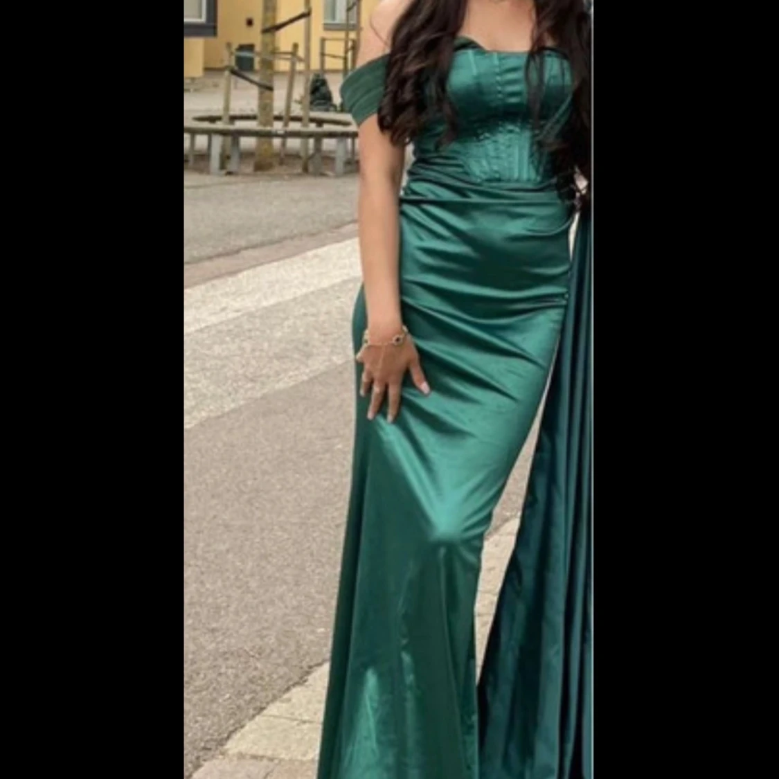 Mörkgrön balklänning 