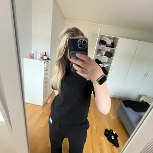 Mjukis byxor - Säljer mina andy mjukisbyxor super fina mjukisbyxor nästan aldrig använda 