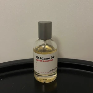 Parfym Haldane 5.0 - En parfym från One Bold Chemist som är insperad av Dior Homme Intense. 