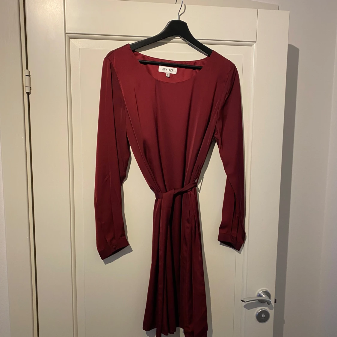 Vinröd klänning från Day Like - 2