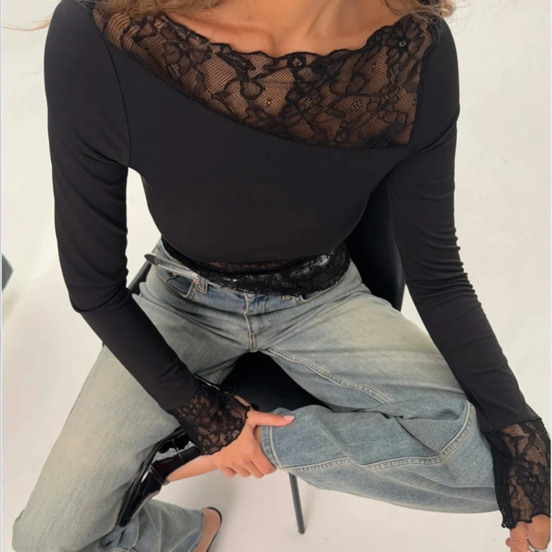 Svart topp med spets - 1