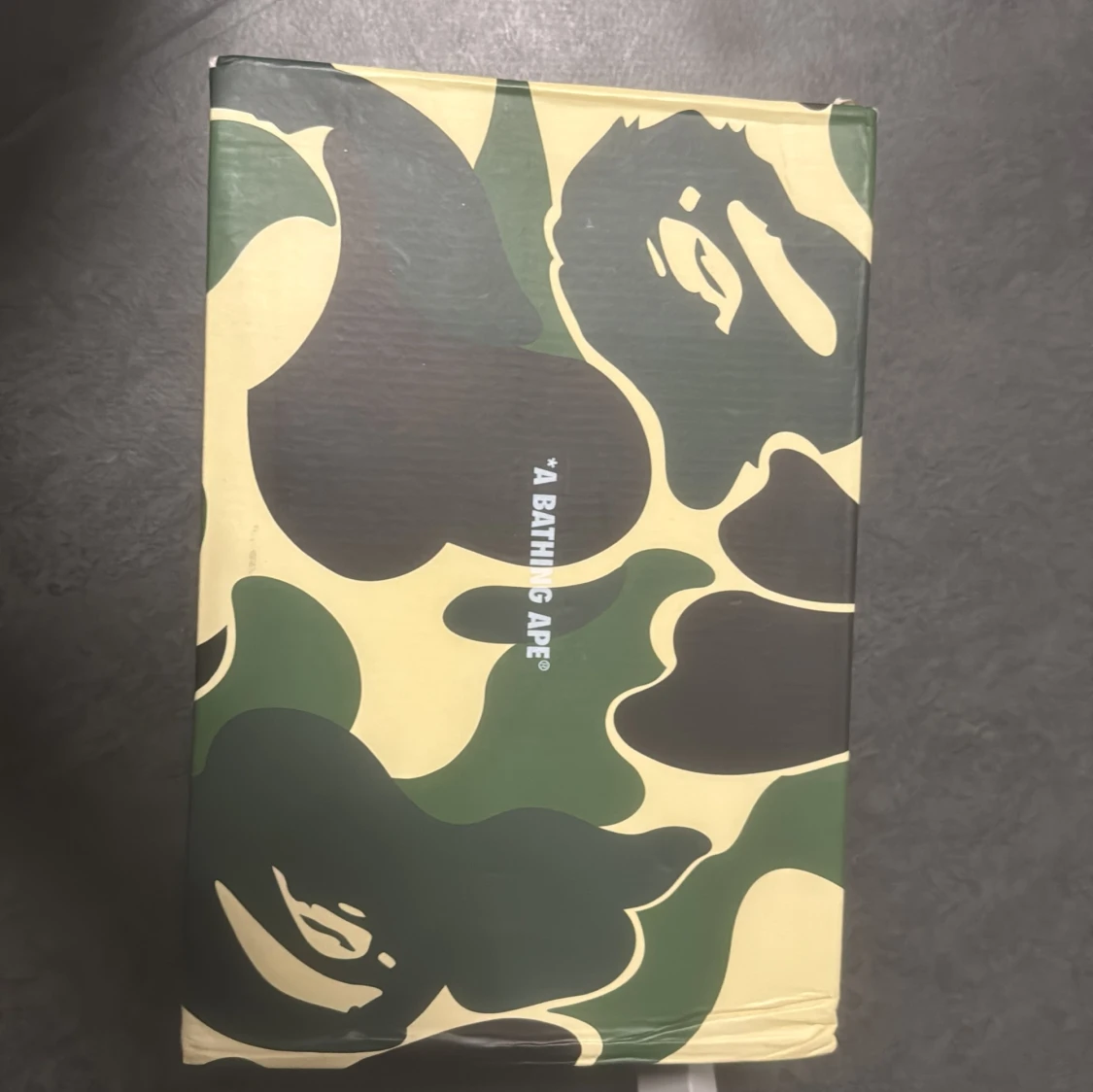 Skokartong från A Bathing Ape