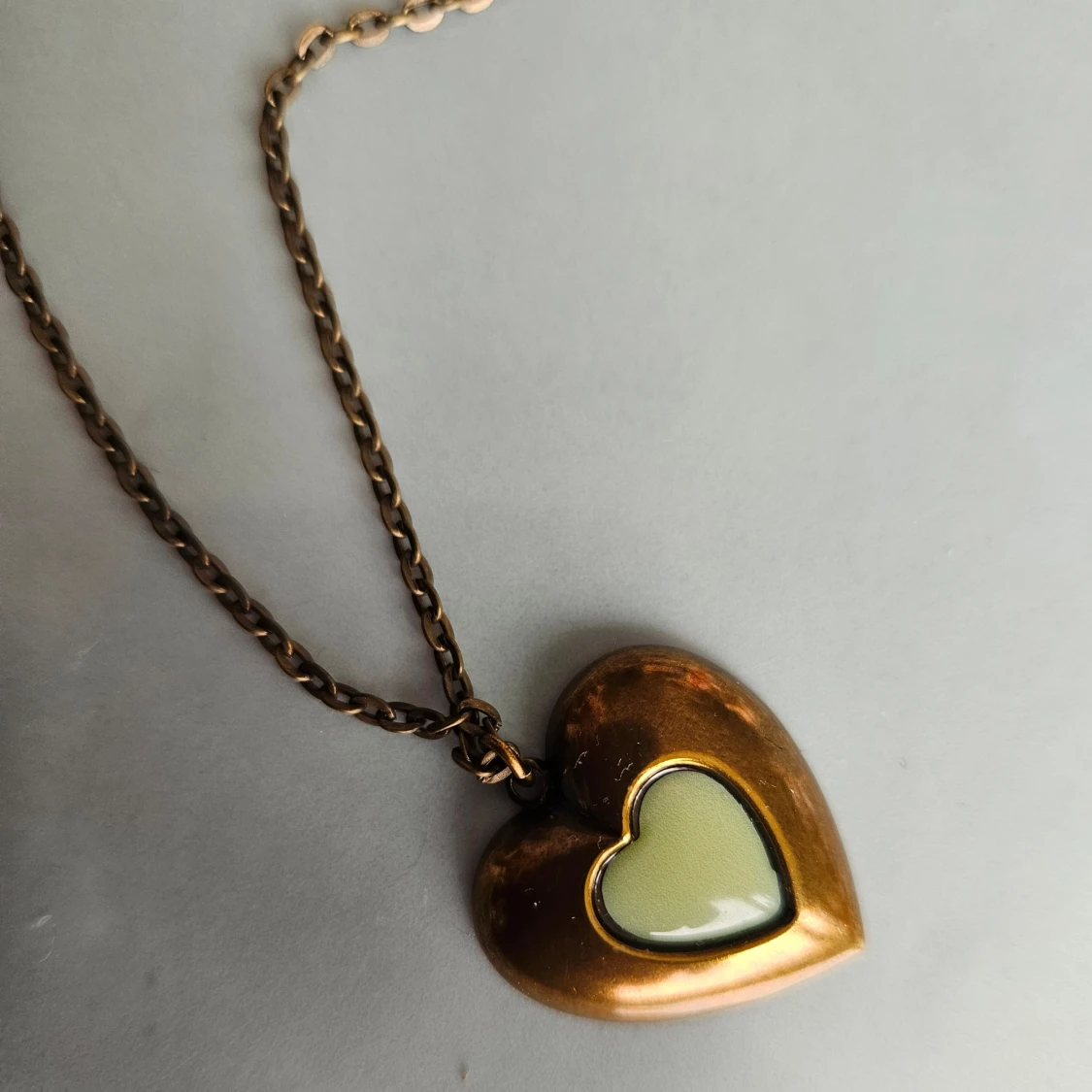 Halsband med hjärtberlock - 2