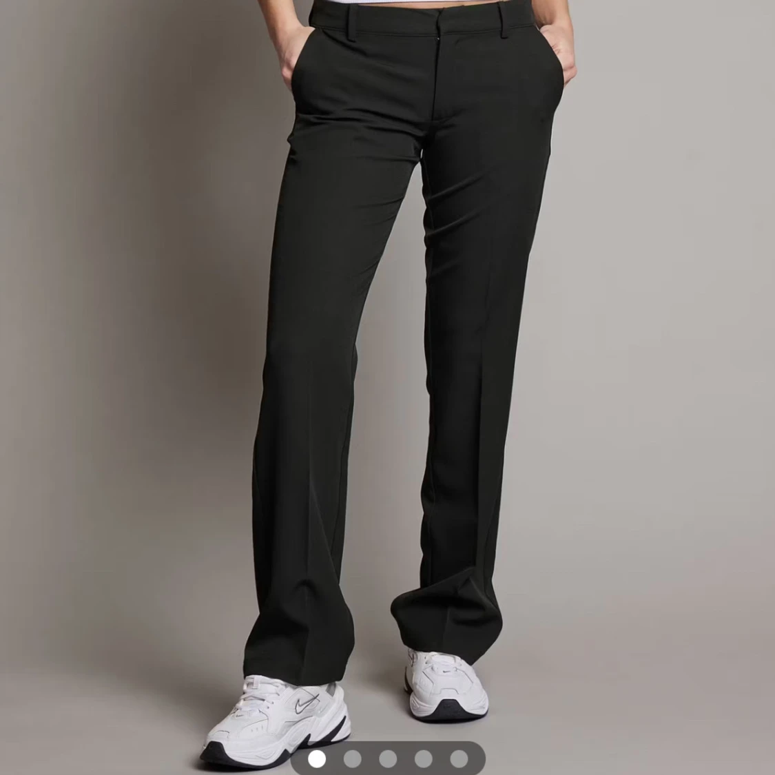 Svarta kostymbyxor - 1