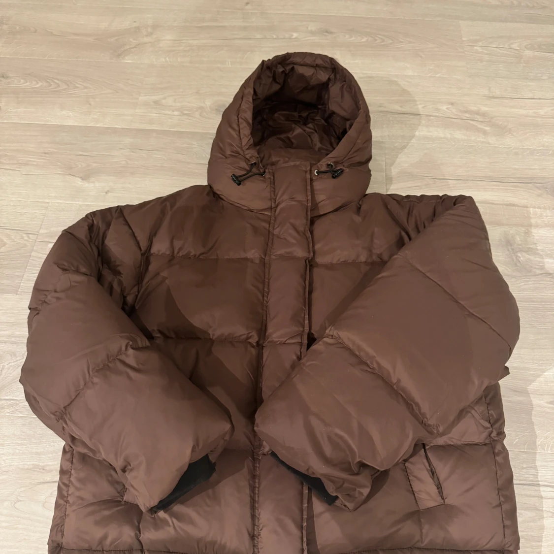 Brun pufferjacka - 90