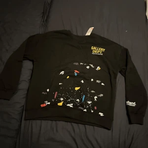 Gallery dept - Opium svag