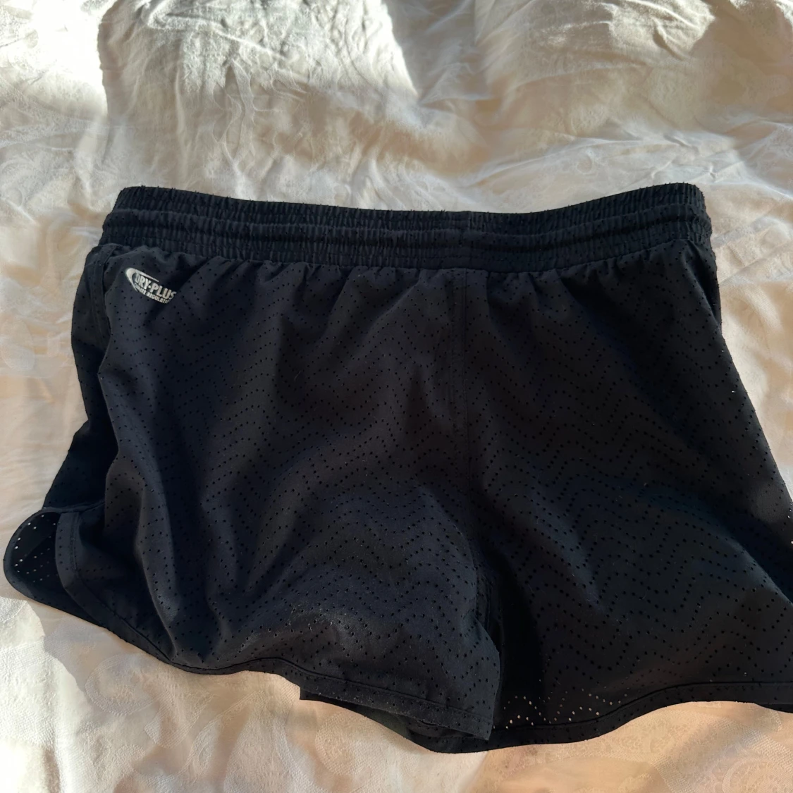 Svarta träningsshorts från Energetics - 90