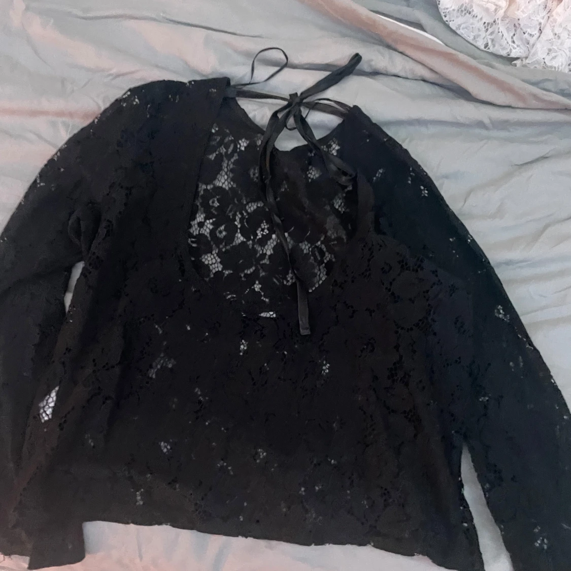 Spets topp från bikbok