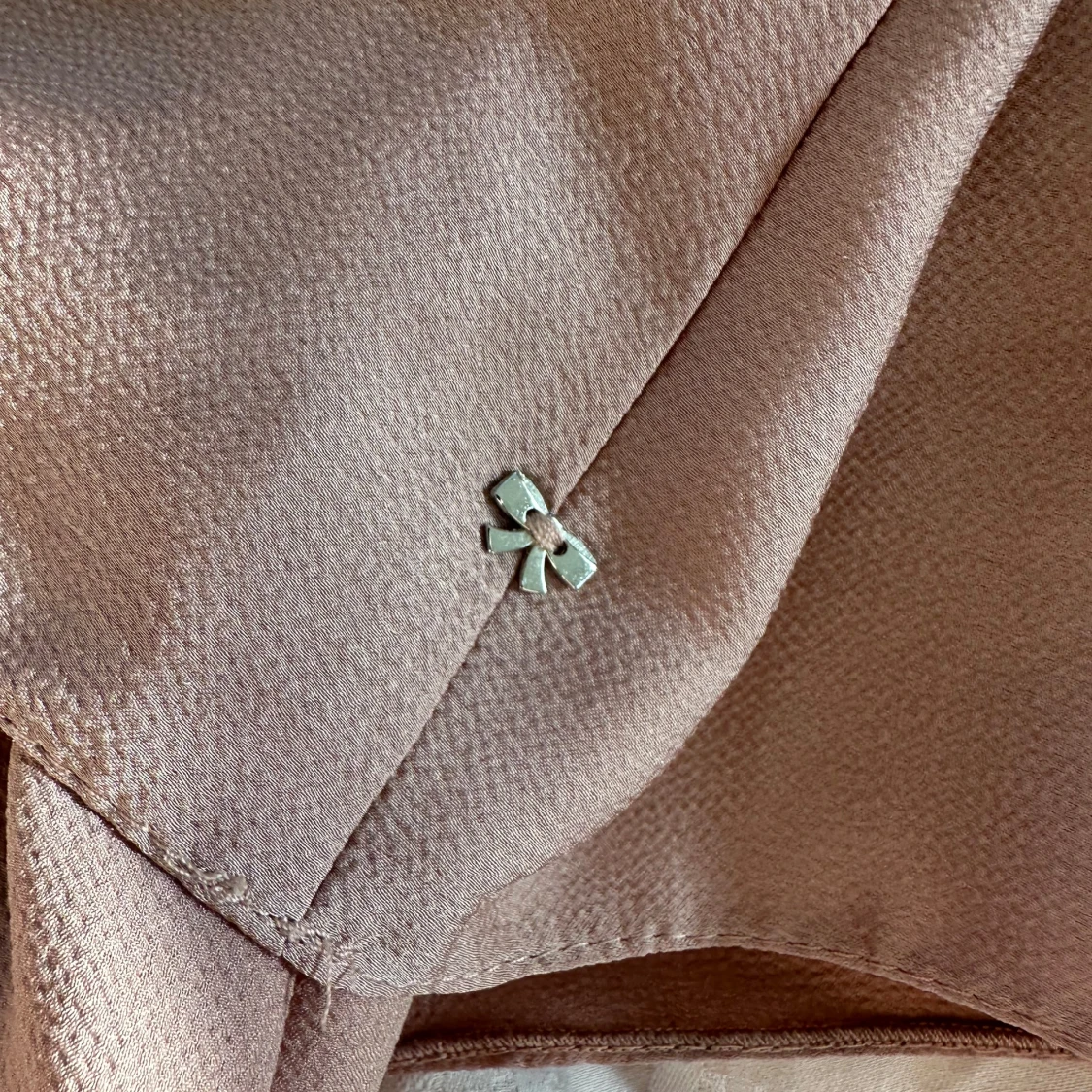 Beige tubtopp med svart spets från Imperial - 93