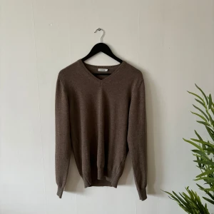 Stickad J.Lindeberg tröja - Stickad J.Lindeberg tröja