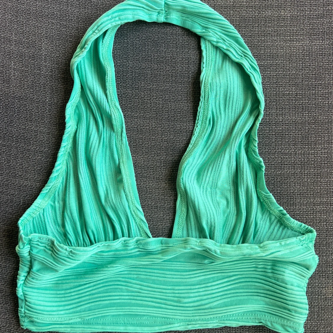 Grön ribbad halterneck topp - 90