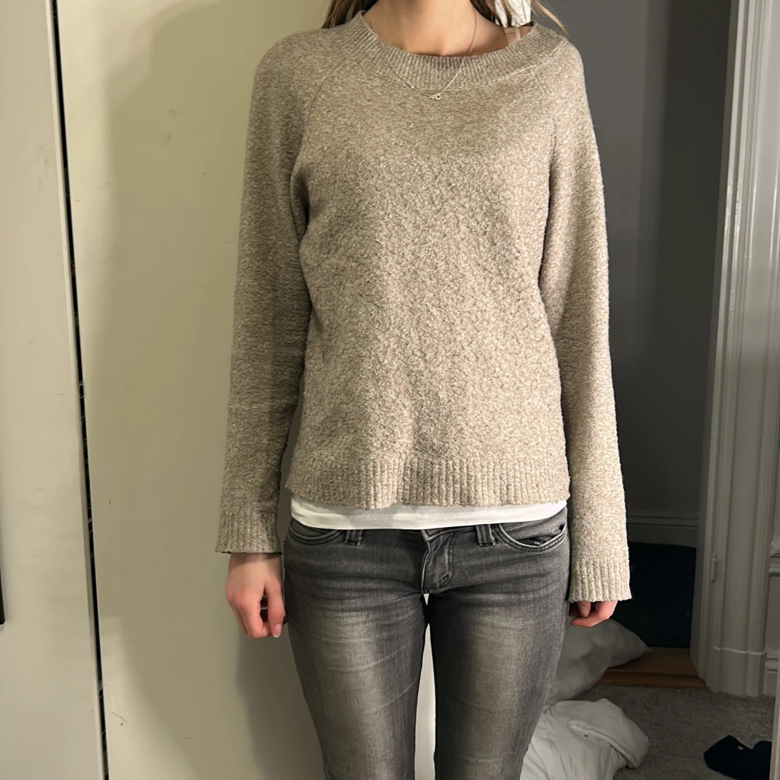 Beige tröja från vero moda - 1