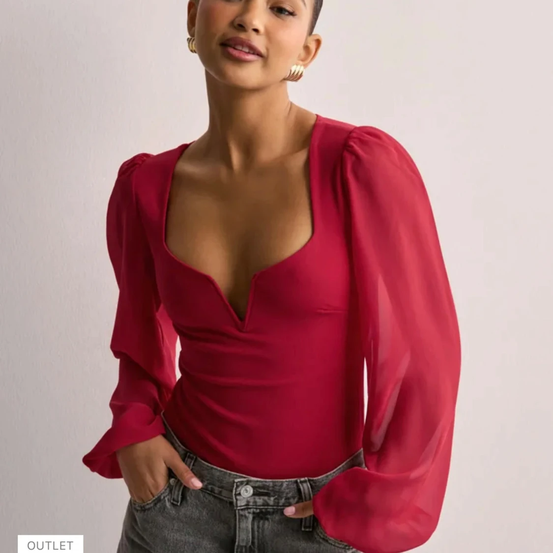 Röd body med långa ärmar - 1