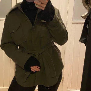 Kappa - Varm och mysig grön kappa! 