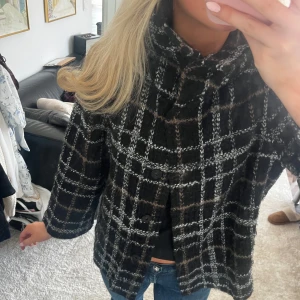 Rutig jacka  - Rutig cardigan ! Men man kan även använda den som jacka ❤️