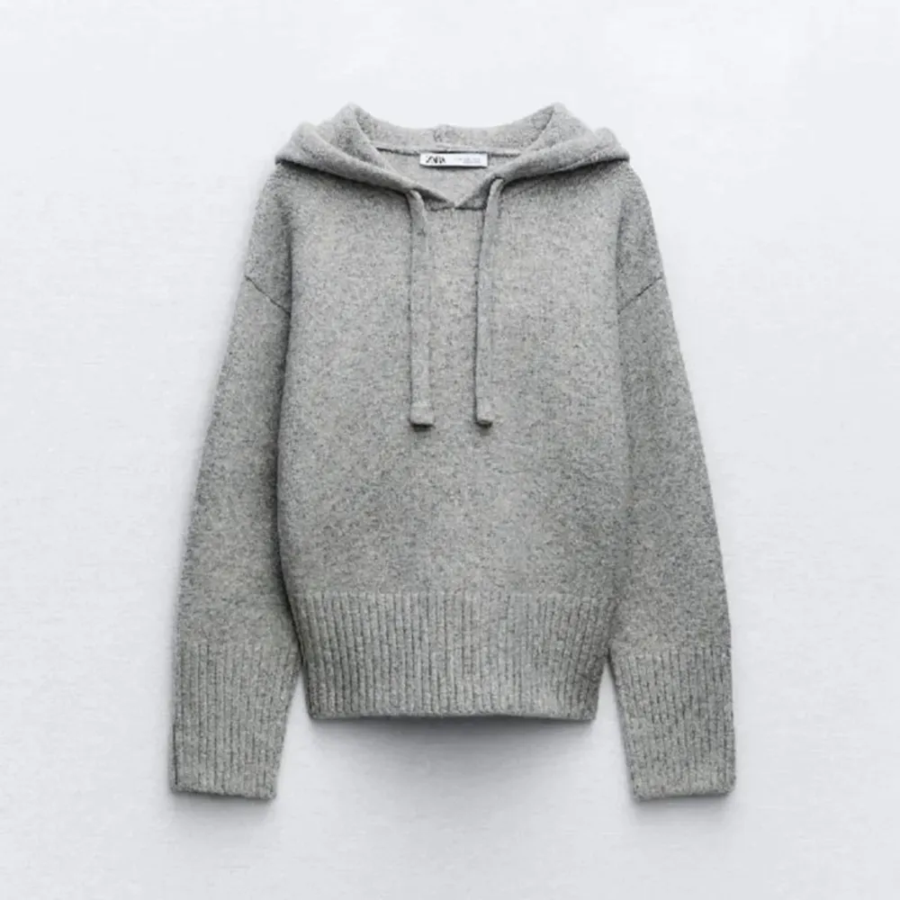 I nyskick - kommer ej till användning 🥰 Strl S . Hoodies.